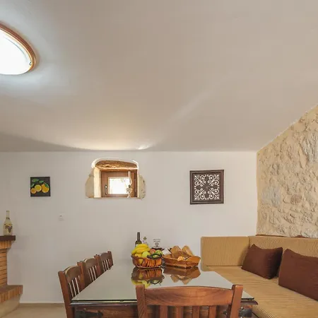 Satra Villa