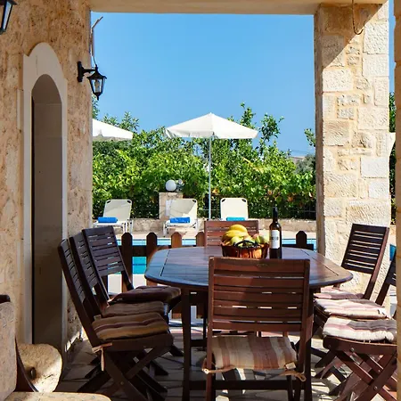 Villa Satra